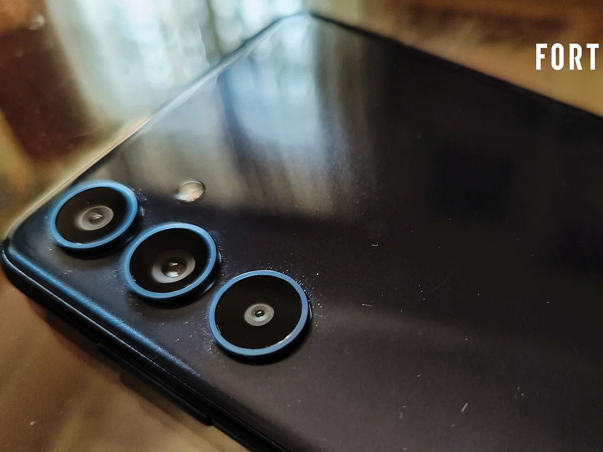 The F54 is value for money and a good option for those who don't want to carry the most expensive phone around at all times.
