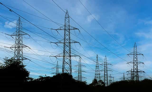 Peak power demand hits 229.6 GW, 2nd highest this year