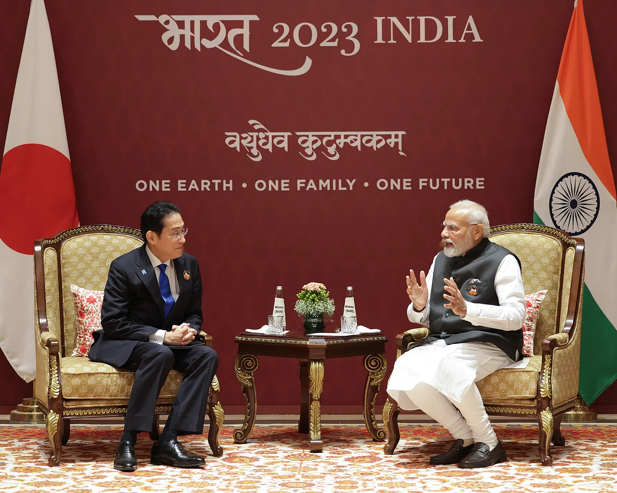 Japanese Prime Minister Kishida Fumio and Indian Prime Minister Narendra Modi