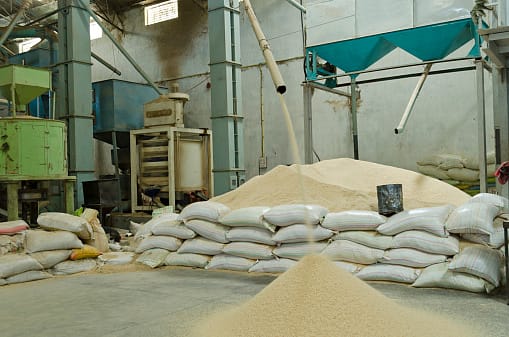 Govt extends ban on sugar exports beyond Oct 31