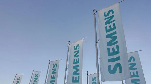 Germany has extended loan guarantees to Siemens Energy AG as a part of a financial package worth 15 bn euros.