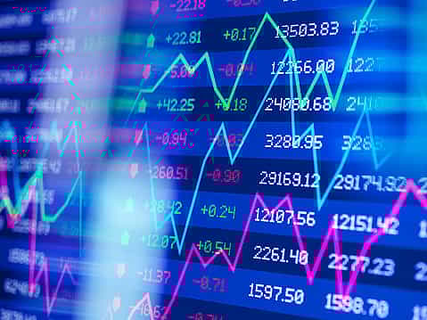 Indian companies set new record; equity fundraising nearly doubles to ₹3.71 lakh crore in FY25