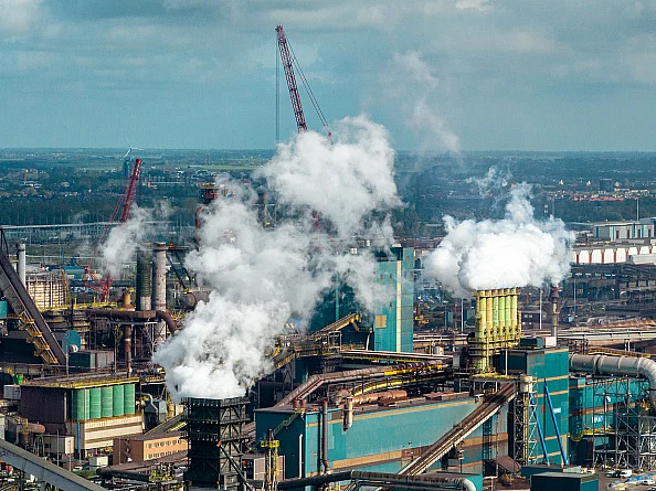 Carbon emissions of richest 1 percent surged to 16 percent of world’s total CO2 emissions in 2019