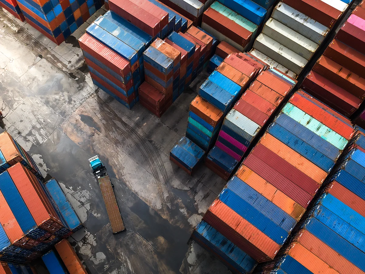 Non-petroleum, non-gems, and jewellery imports also experienced a nearly 2% year-on-year increase, reaching $32.72 billion in April 2024