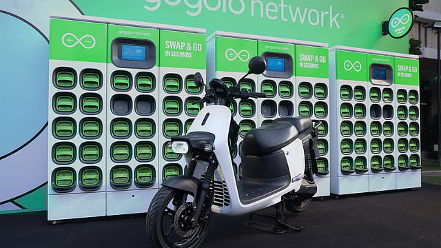 Gogoro unveils made-in-India electric scooter Gogoro unveils made-in-India electric scooter
