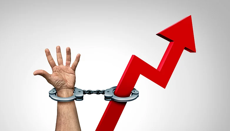 Because of their appearance on channels, market manipulators have been able to win the trust of the public. 