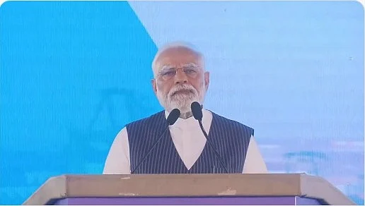 The Prime Minister inaugurated various other projects aimed at making the V.O. Chidambaranar Port, the first Green Hydrogen Hub Port of the country.