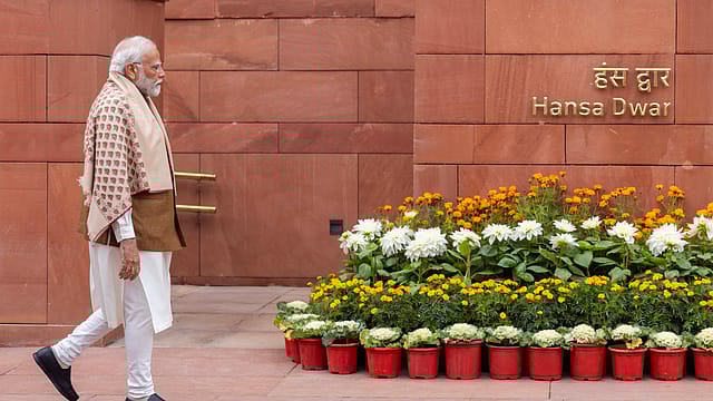 India-UAE ties may make tough calls difficult for India at Abu Dhabi WTO Ministerial: Expert India-UAE ties may make tough calls difficult for India at Abu Dhabi WTO Ministerial: Expert