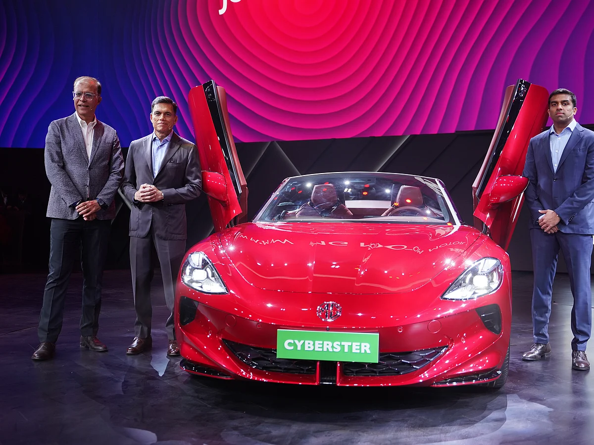 (L-R) Rajeev Chaba, CEO emeritus of MG Motor India; Sajjan Jindal, chairman of JSW Group; Parth Jindal, member of steering committee of JSW MG Motor India