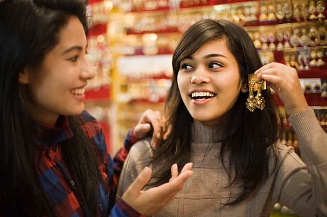 Gold hits lifetime high at ₹83,100 amid uncertainty over Trump's tariff policies