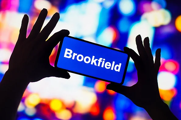 Brookfield India REIT comprises six large integrated office parks in Mumbai, Gurugram, Noida, and Kolkata.