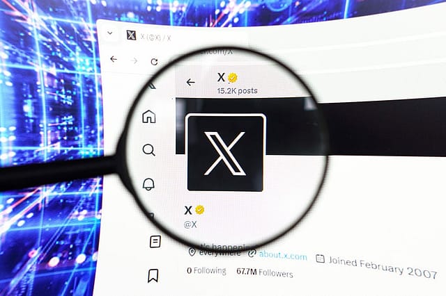 Twitter officially transitions to X.com : Elon Musk