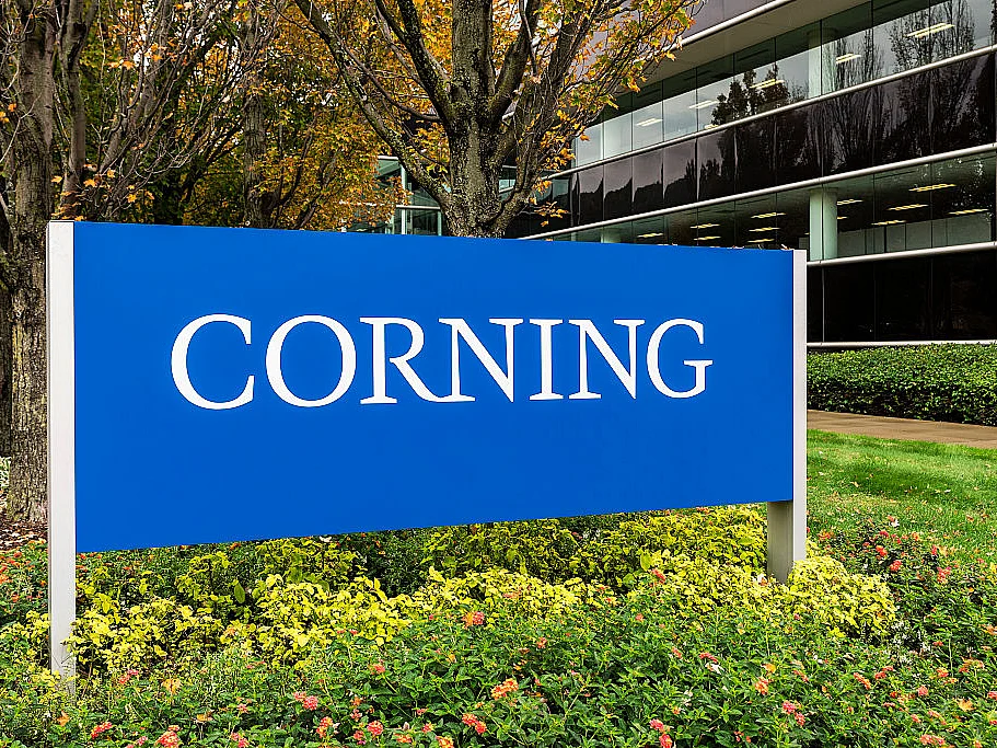 Bharat Innovative Glass Technologies Pvt Ltd, a joint venture between Corning International and Optiemus Infracom, will manufacture Gorilla Glass in India.