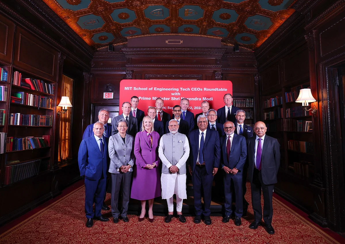 Modi met with technology leaders in New York during a roundtable hosted by MIT, focusing on AI, quantum technologies, biotechnology, computing, and semiconductors yesterday.