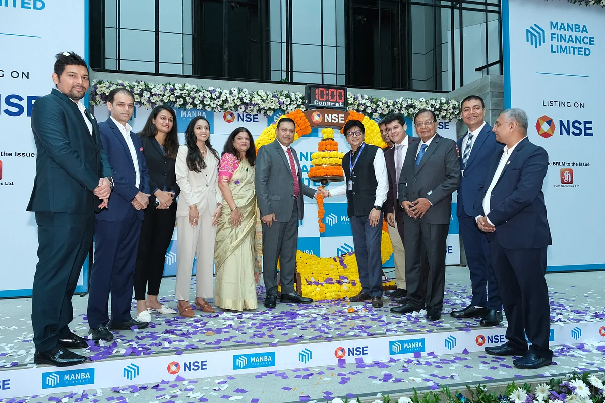 Manba Finance Limited got listed on NSE and BSE today 