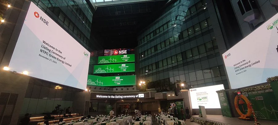 NTPC Green Energy raises ₹10,000 crore via IPO