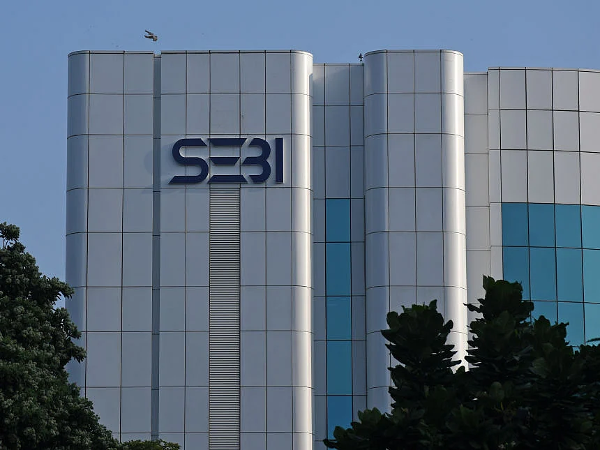 SEBI observed that approval of board and shareholders for increase in authorised share capital was taken while the issue was already open for subscription.