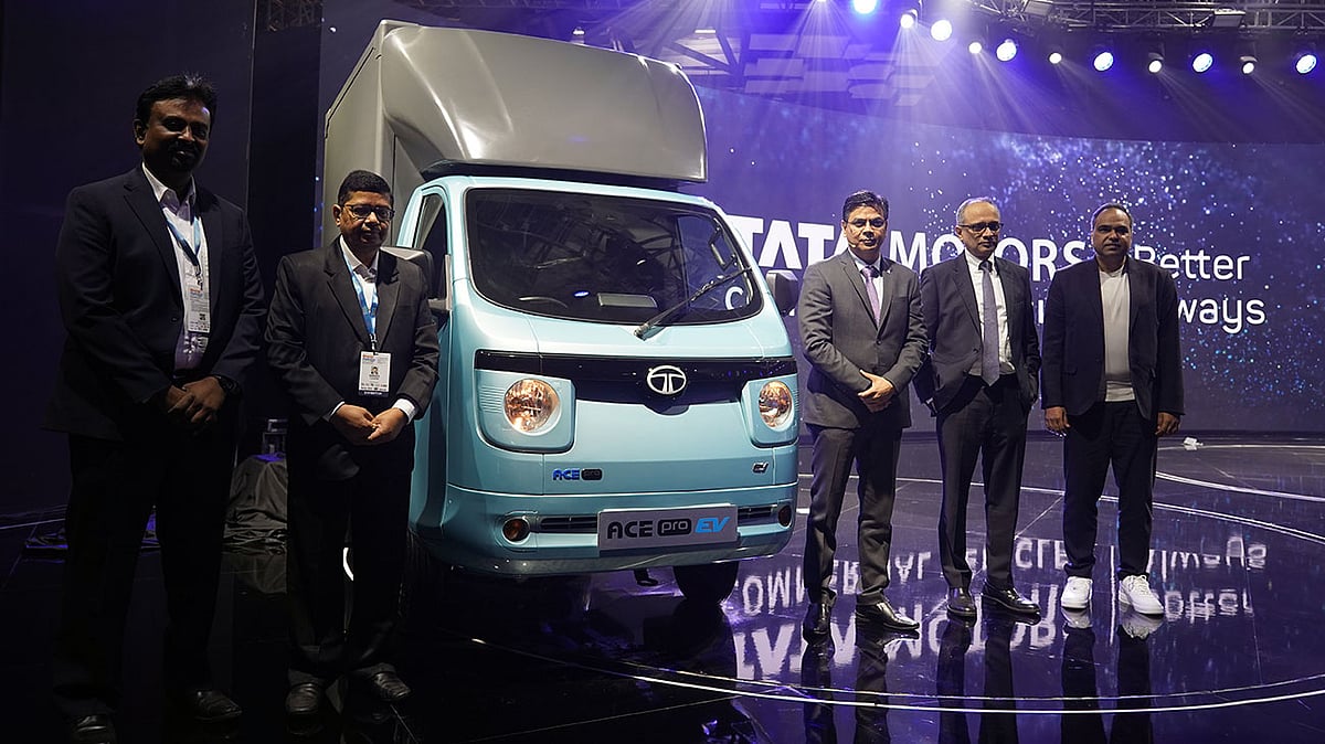 Tata Motors rolls out factory-fitted AC cabins across its entire truck ...