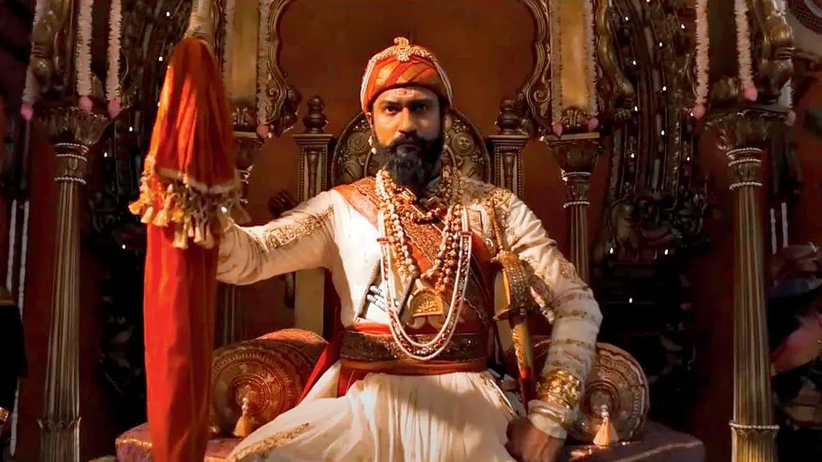 The film's Hindi occupancy has also shown improvement, reaching 62.48%, with evening shows drawing the highest audience turnout, followed by afternoon screenings.