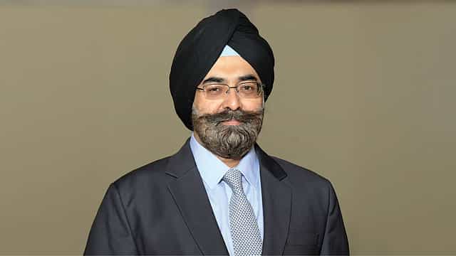 P.D. Singh to succeed Zarin Daruwala as Standard Chartered India's new CEO
