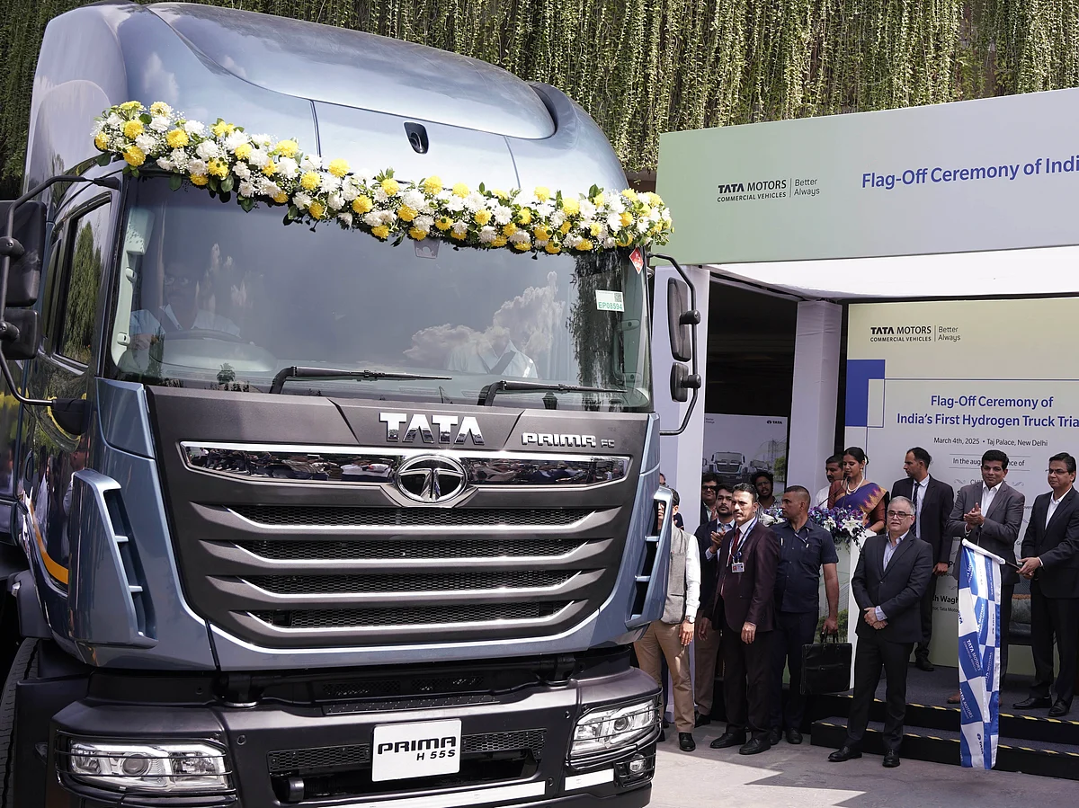 The trial phase will span up to 24 months and involves deployment of 16 hydrogen-powered vehicles with varying configurations and payload capacities.