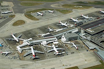 UK's Heathrow airport shuts after substation fire; 1,350+ flights hit