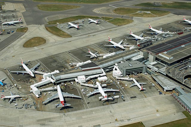 UK's busiest Heathrow airport shuts after substation fire; 1,350+ flights hit, thousands stranded