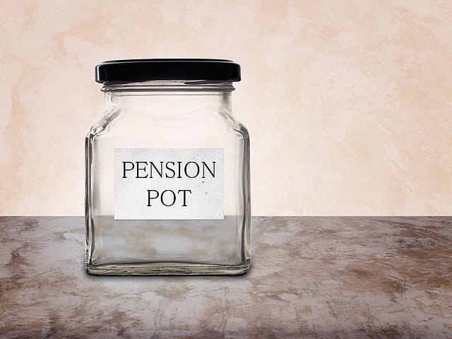 Unlock guaranteed retirement security: Your guide to seamlessly switching to the unified pension scheme
