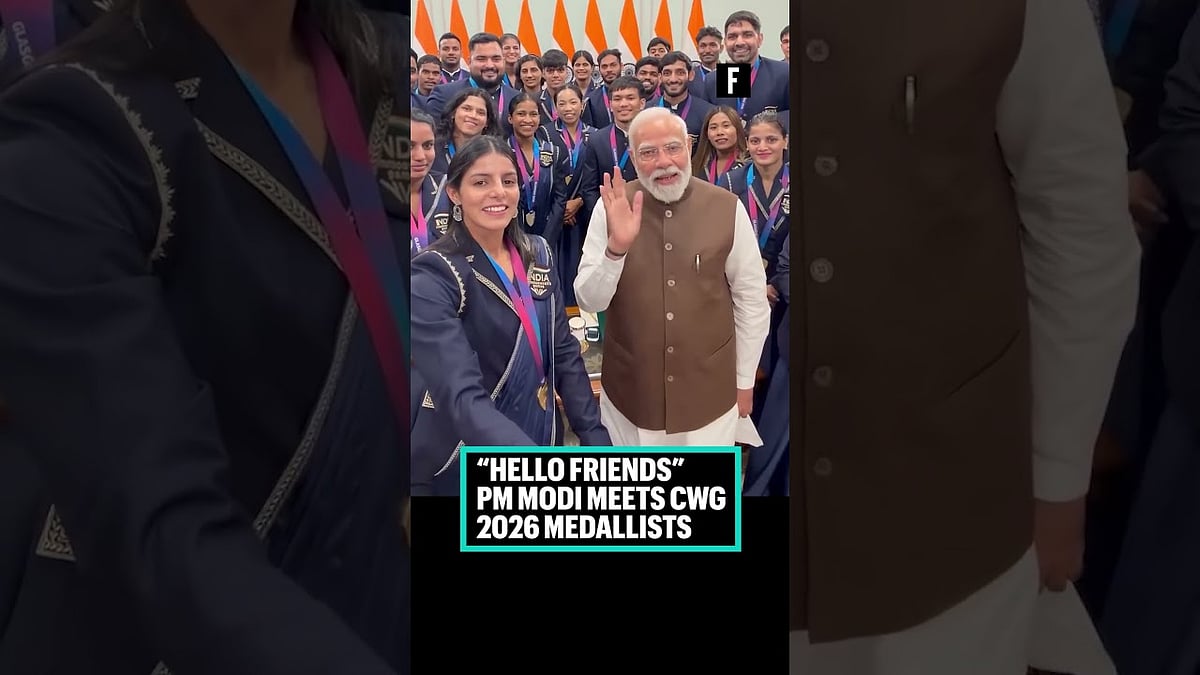 “Hello Friends” | PM Modi meets CWG 2026 medallists - Fortune India