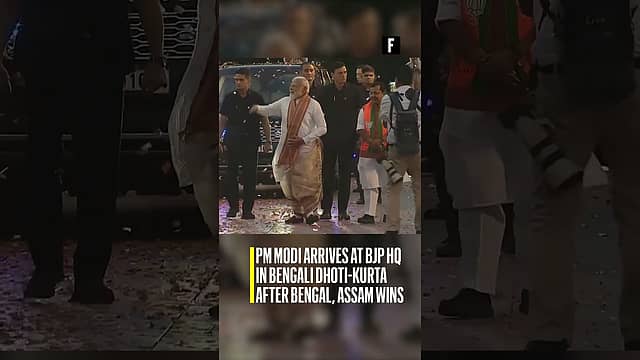 PM Modi arrives at BJP HQ in bengali dhoti-kurta after Bengal, Assam wins