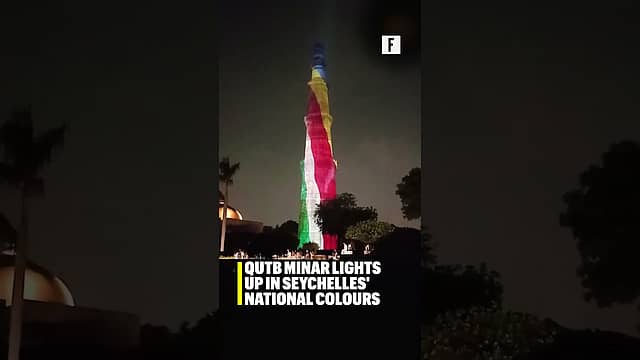 Qutb Minar Lights Up in Seychelles' National Colours